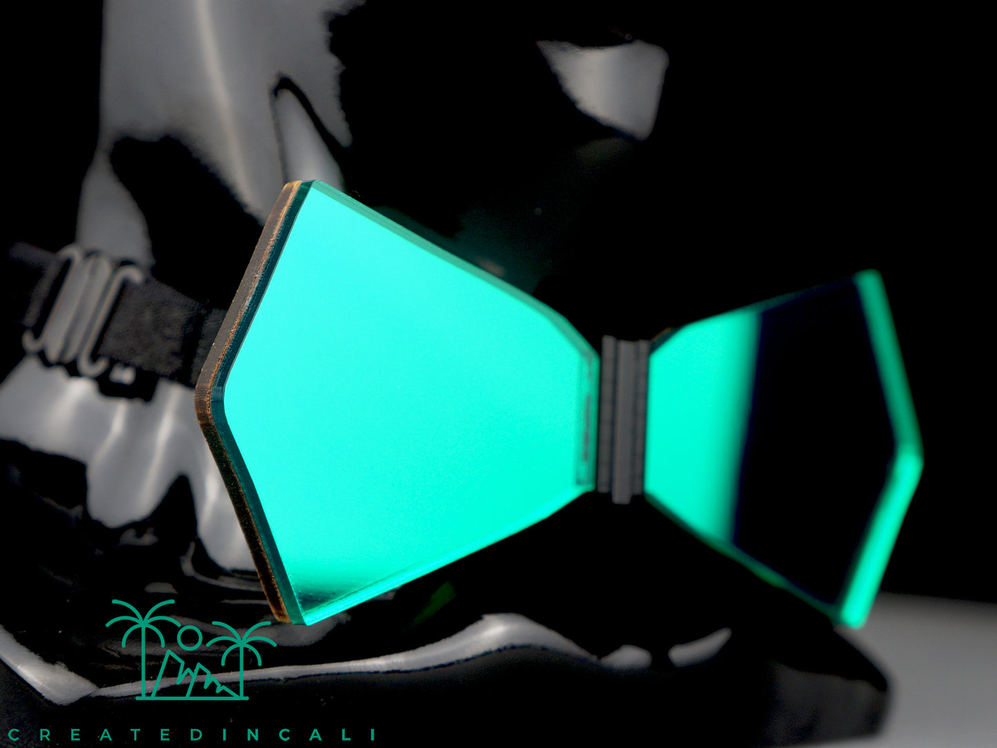 Green Mirror Mirror | Modern